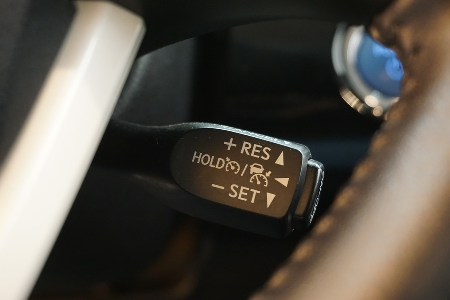 Toyota Prius PHEV vaihtoauto