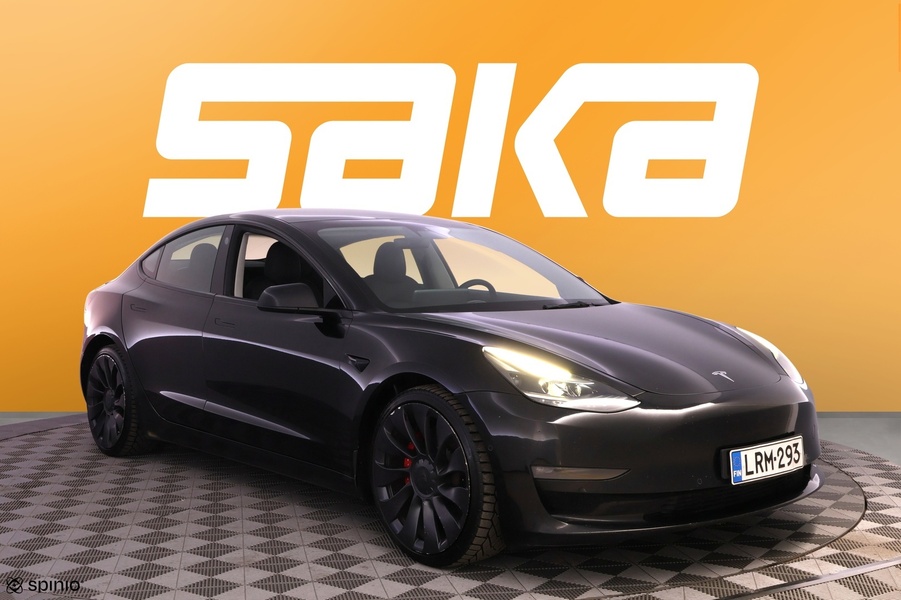 Tesla Model 3 vaihtoauto