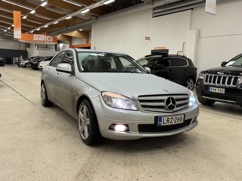 Mercedes-Benz C vaihtoauto