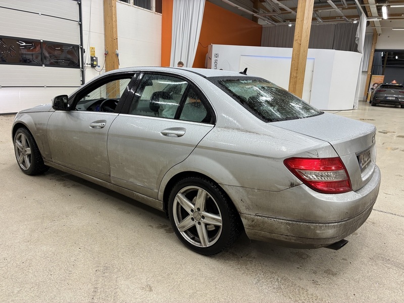 Mercedes-Benz C vaihtoauto