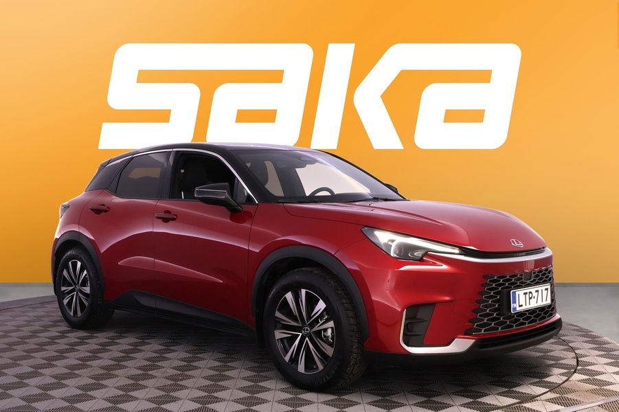 Lexus LBX vaihtoauto