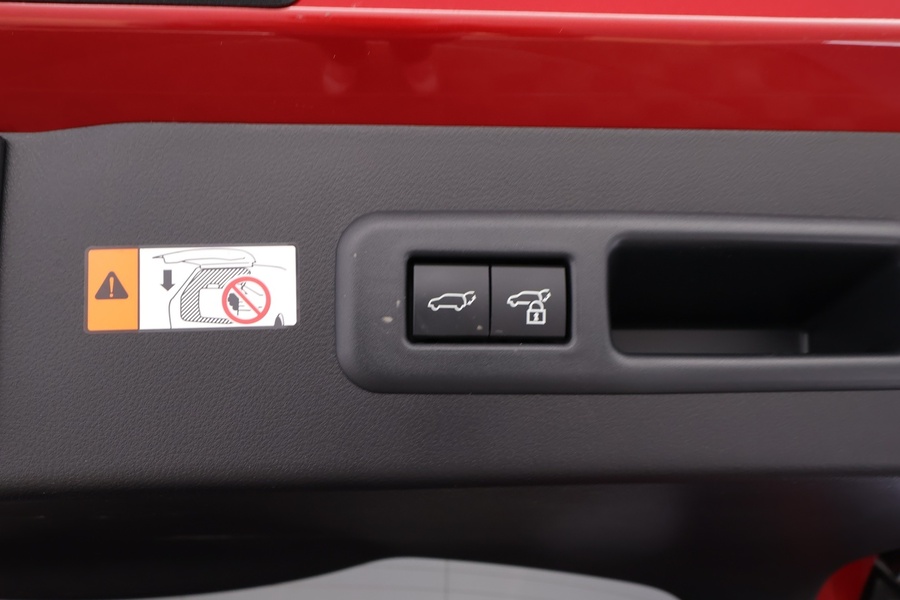 Lexus LBX vaihtoauto