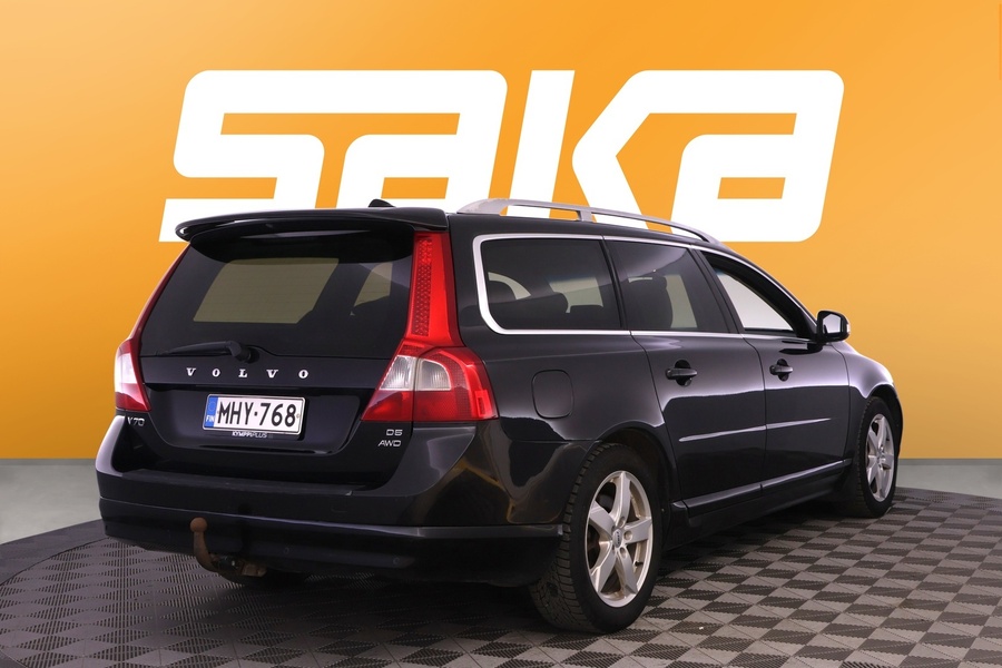 Volvo V70 vaihtoauto