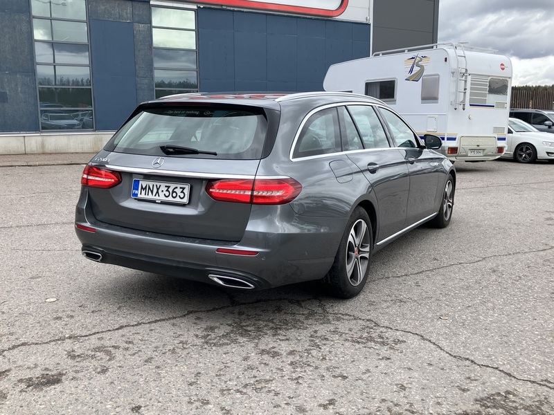 Mercedes-Benz E vaihtoauto