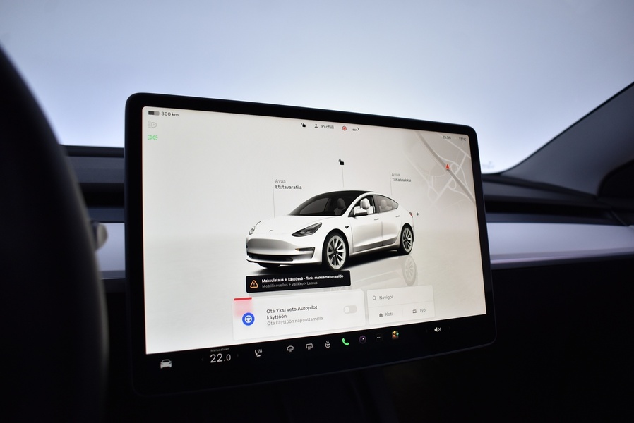 Tesla Model 3 vaihtoauto