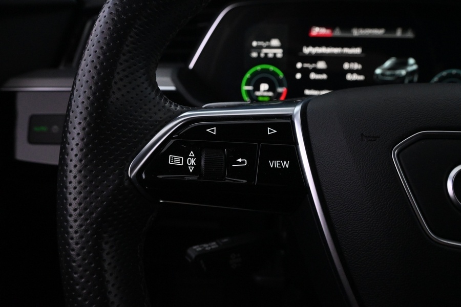 Audi e-tron vaihtoauto