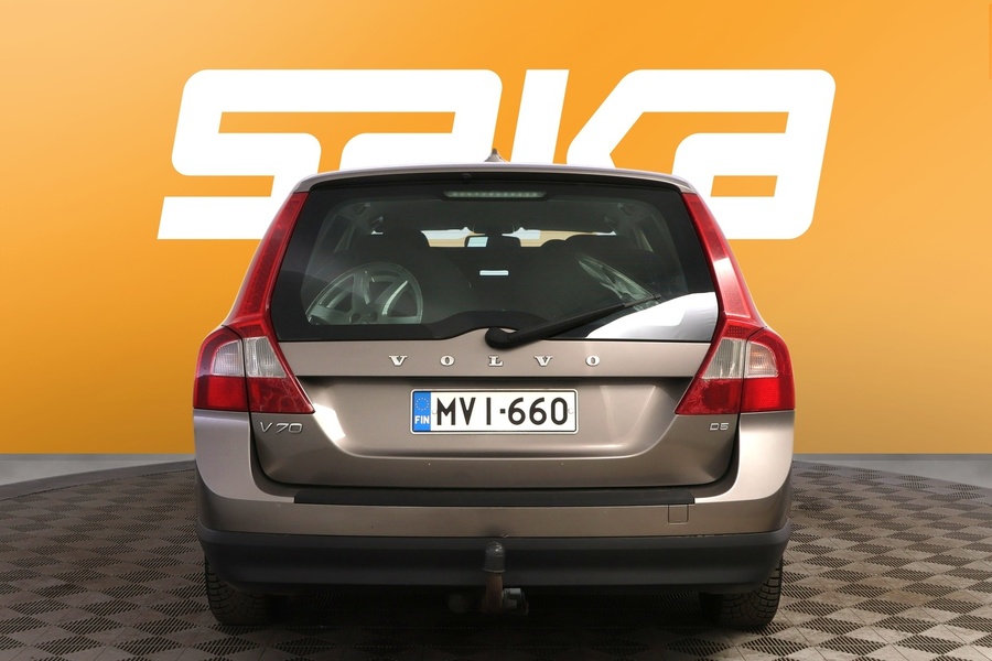 Volvo V70 vaihtoauto
