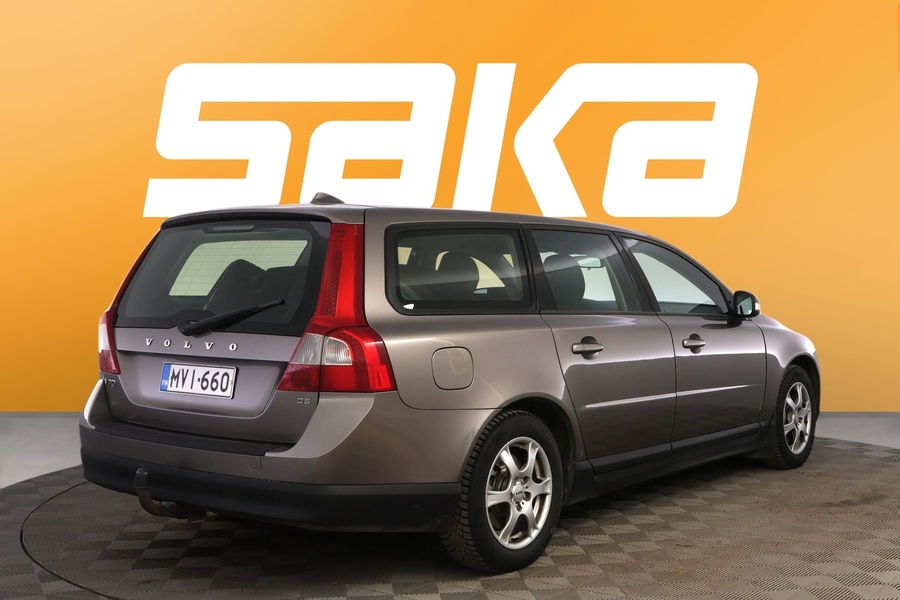 Volvo V70 vaihtoauto
