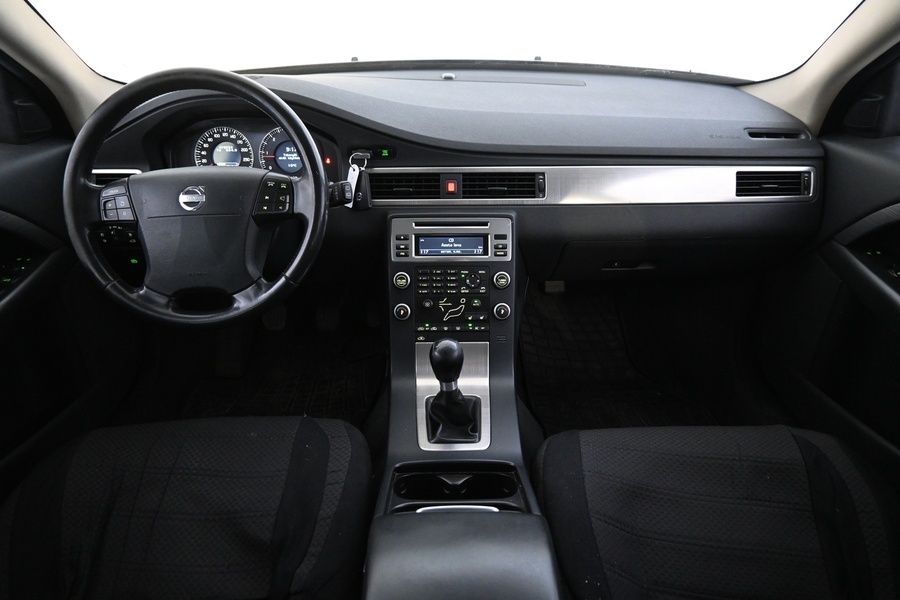 Volvo V70 vaihtoauto