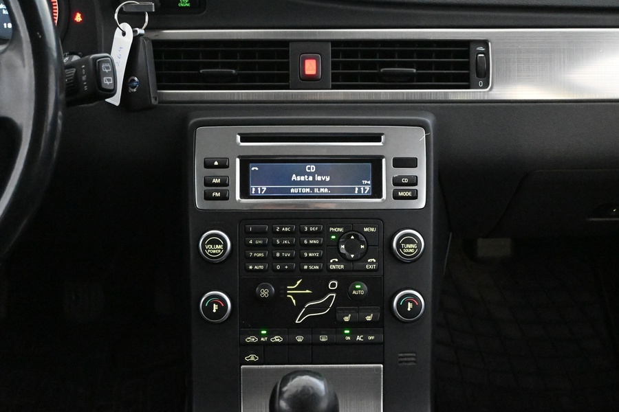 Volvo V70 vaihtoauto