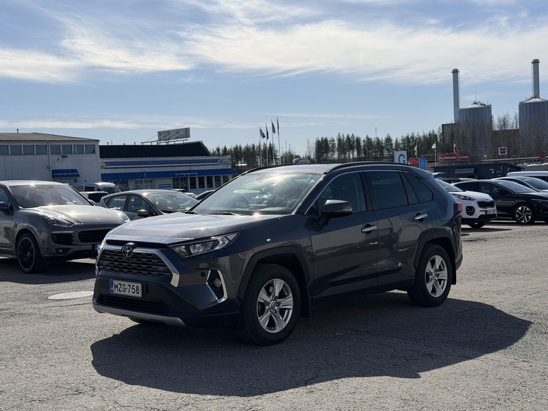 Toyota RAV4 vaihtoauto