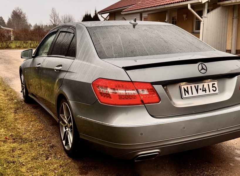 Mercedes-Benz E vaihtoauto