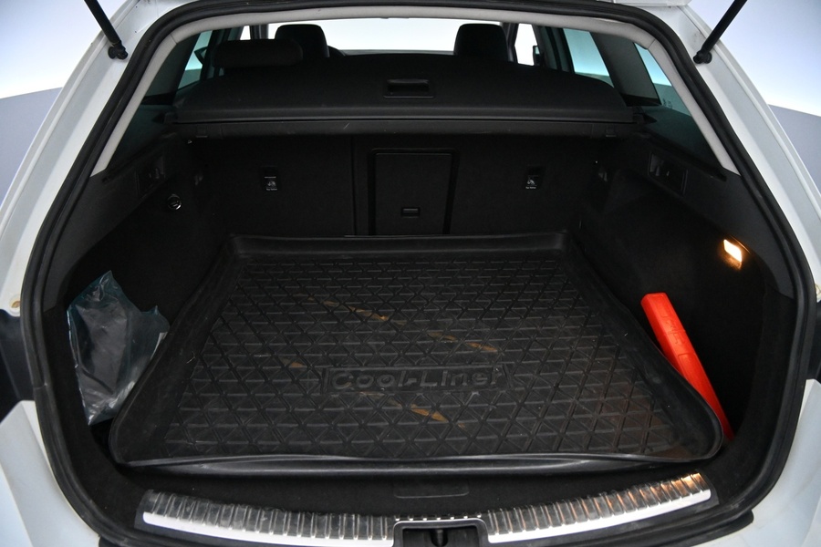 SEAT Leon ST vaihtoauto