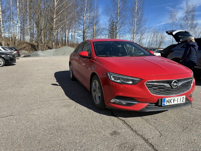 Opel Insignia vaihtoauto