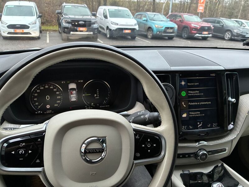 Volvo XC60 vaihtoauto