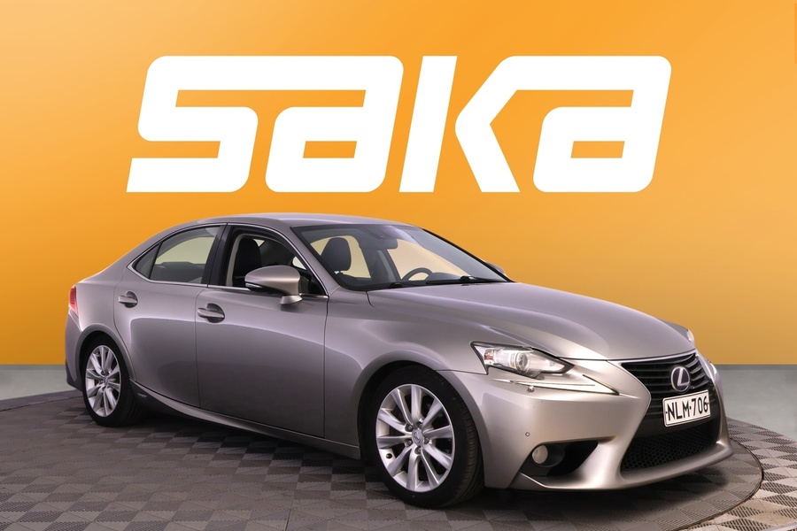 Lexus IS vaihtoauto
