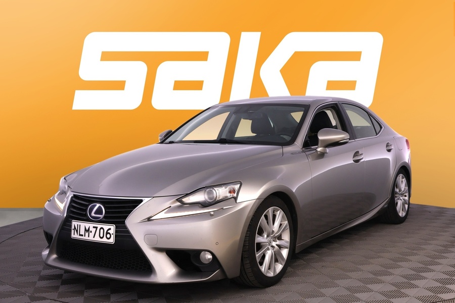 Lexus IS vaihtoauto