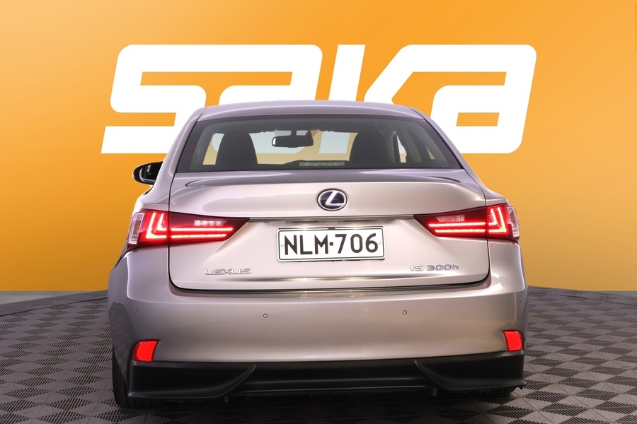 Lexus IS vaihtoauto