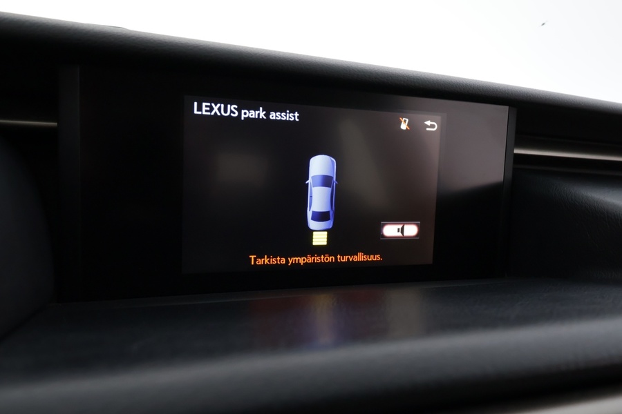Lexus IS vaihtoauto
