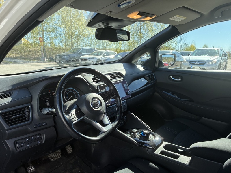 Nissan Leaf vaihtoauto