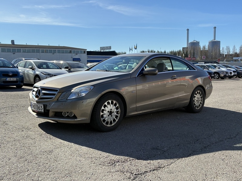 Mercedes-Benz E vaihtoauto