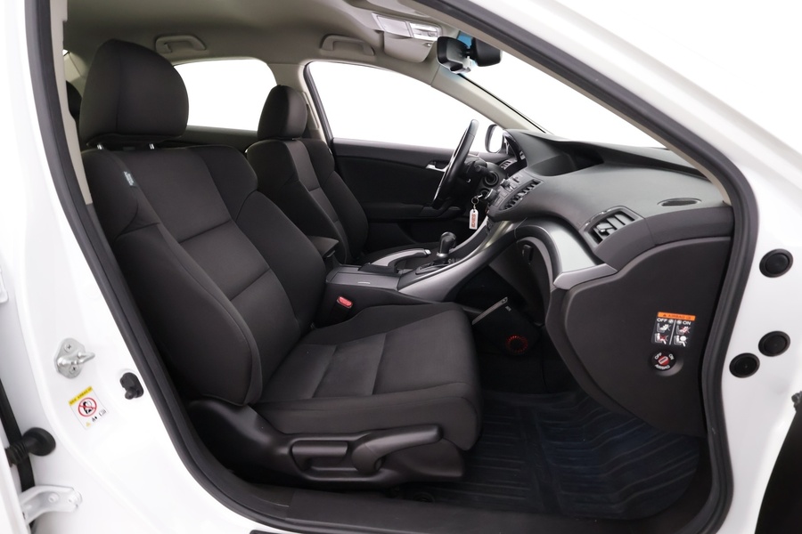 Honda Accord vaihtoauto