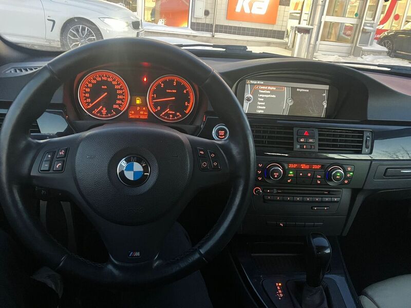 BMW 330 vaihtoauto
