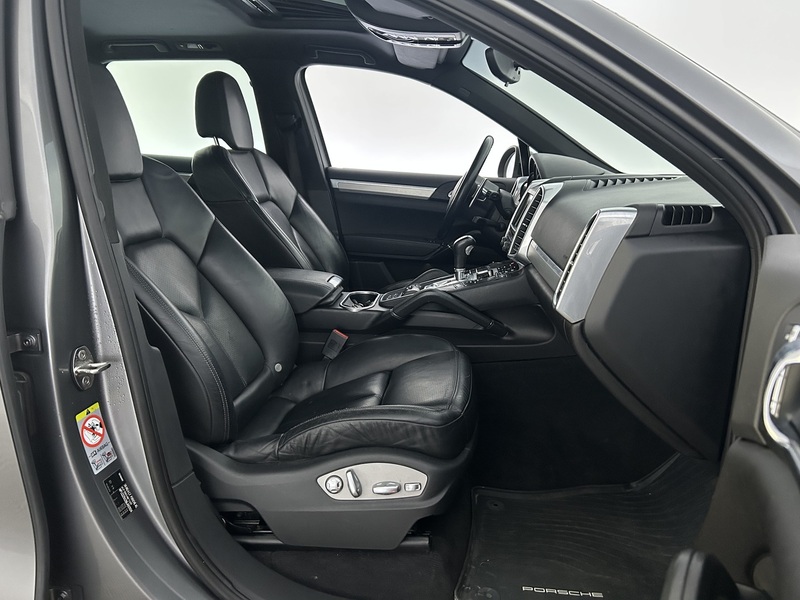 Porsche Cayenne vaihtoauto