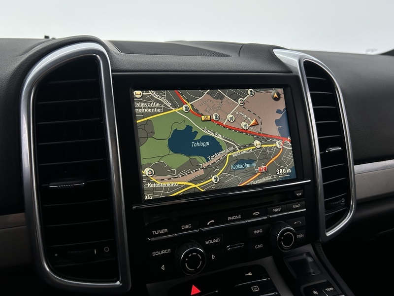 Porsche Cayenne vaihtoauto