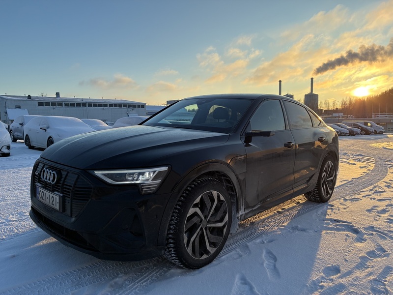 Audi e-tron vaihtoauto