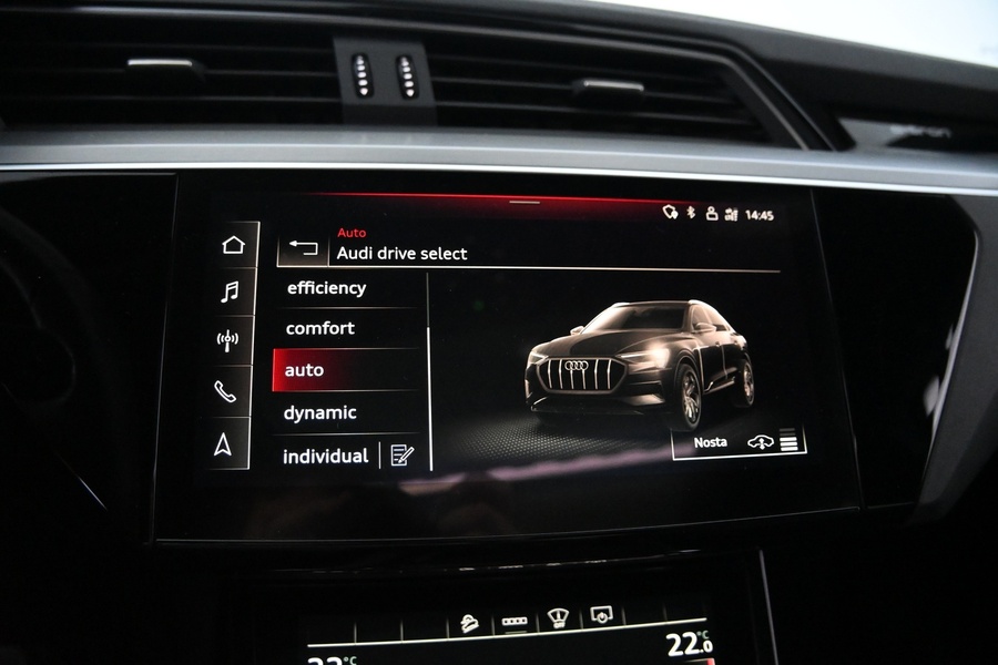 Audi e-tron vaihtoauto