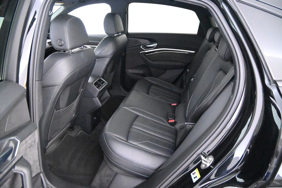 Audi e-tron vaihtoauto