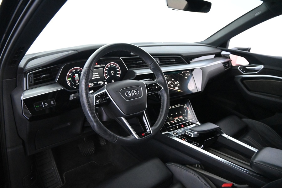 Audi e-tron vaihtoauto