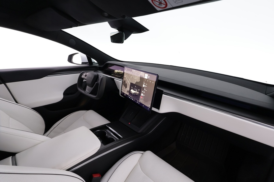 Tesla Model S vaihtoauto