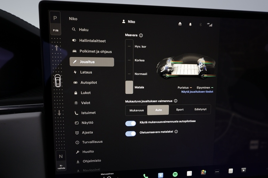 Tesla Model S vaihtoauto