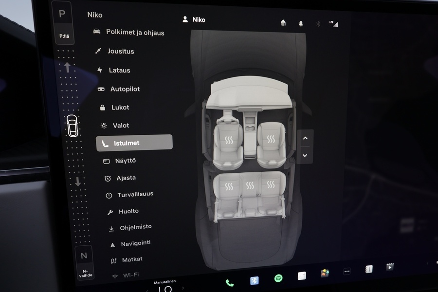 Tesla Model S vaihtoauto