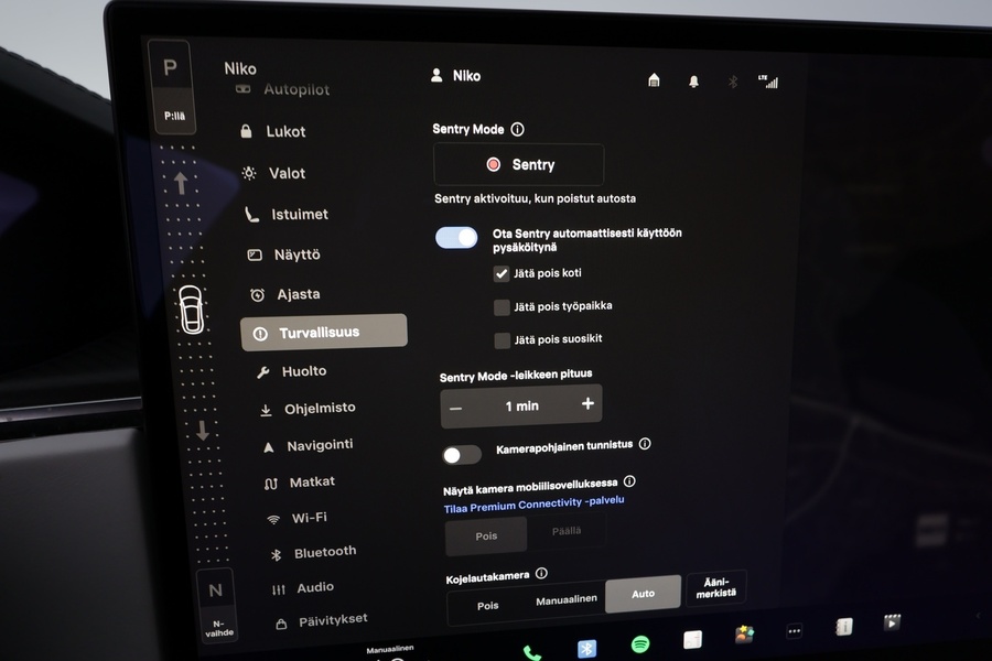 Tesla Model S vaihtoauto