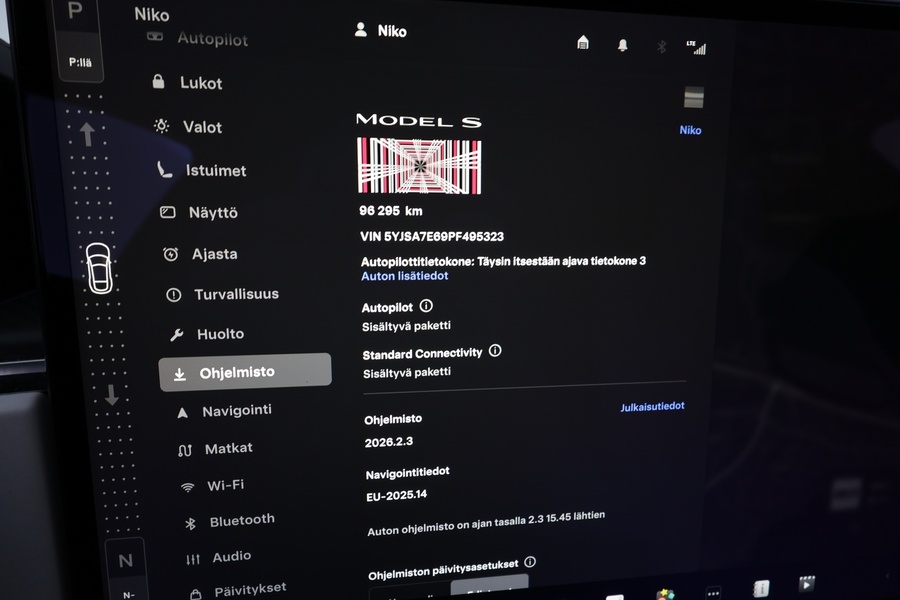 Tesla Model S vaihtoauto