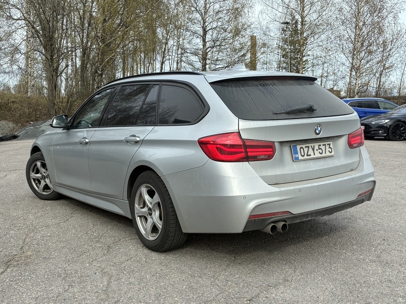 BMW 320 vaihtoauto