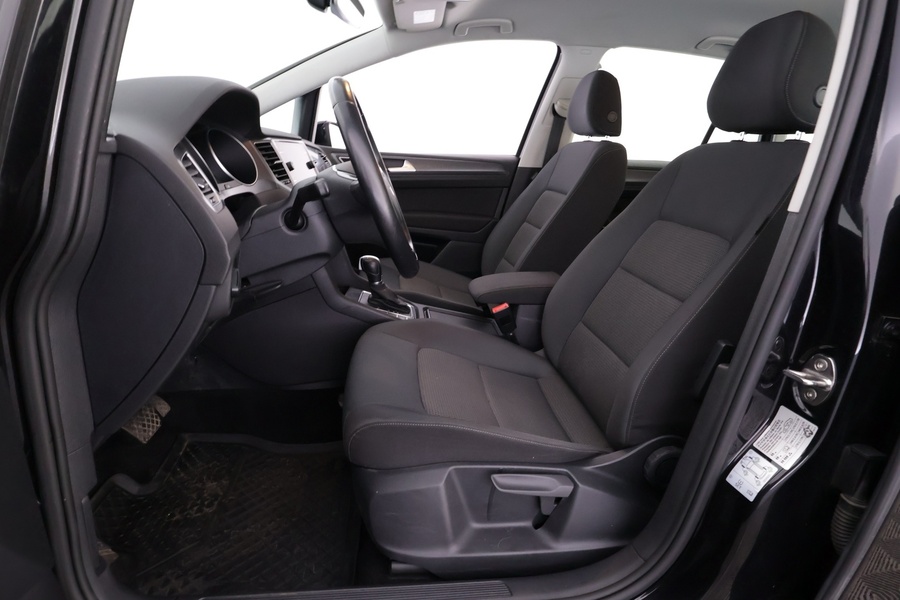 Volkswagen Golf Sportsvan vaihtoauto