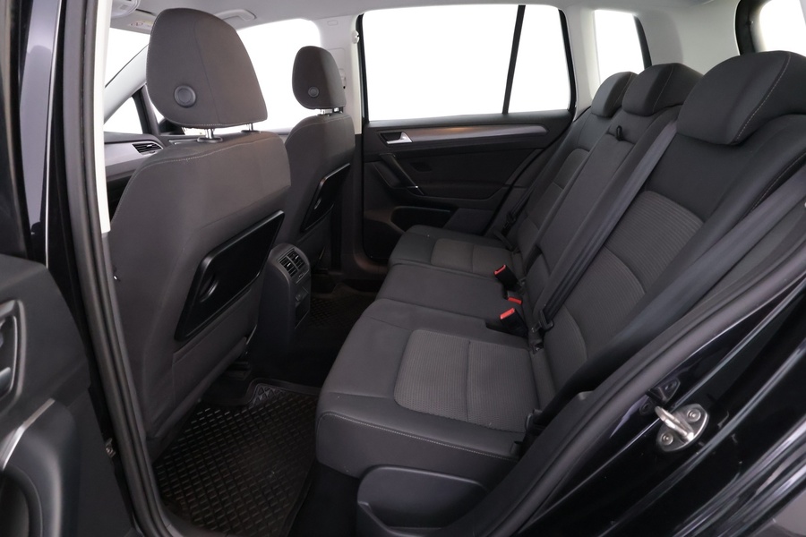 Volkswagen Golf Sportsvan vaihtoauto