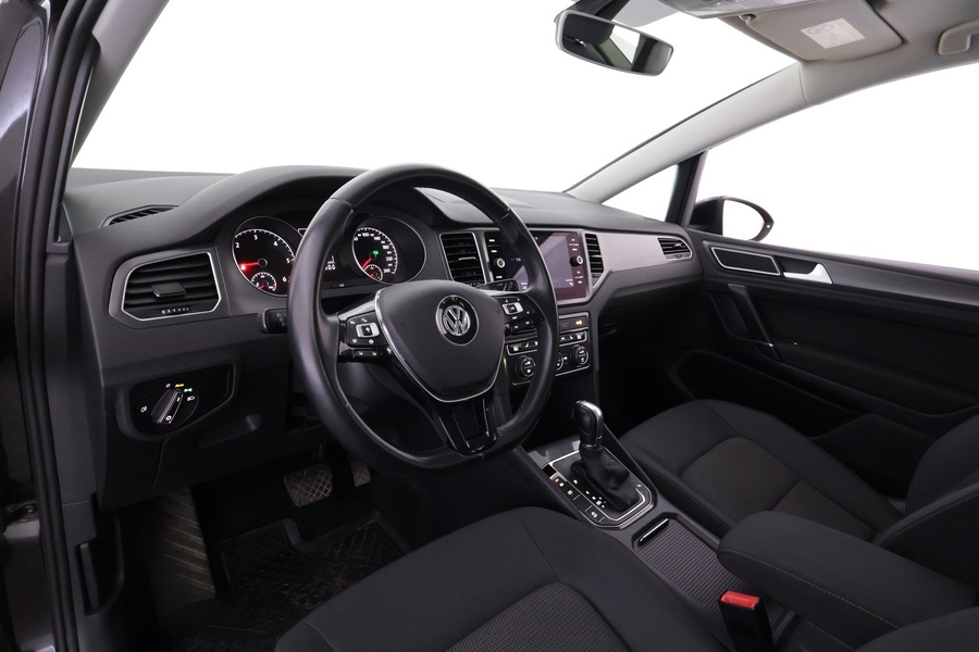 Volkswagen Golf Sportsvan vaihtoauto