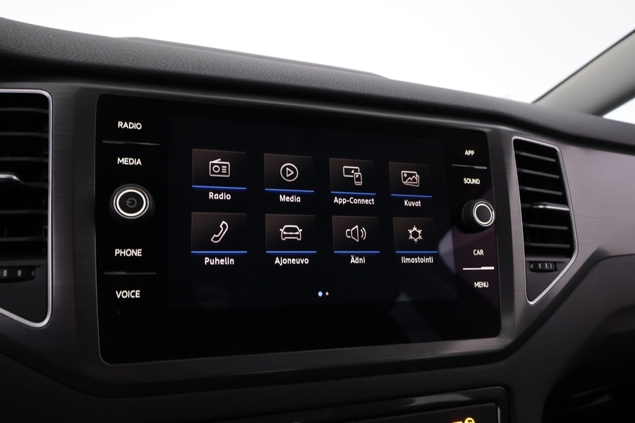 Volkswagen Golf Sportsvan vaihtoauto