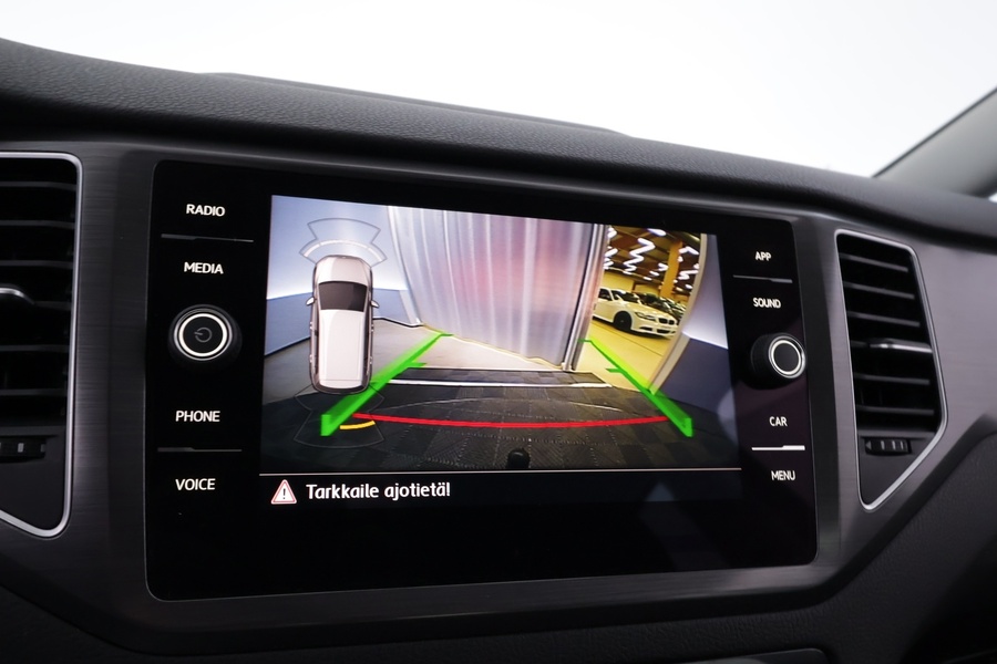 Volkswagen Golf Sportsvan vaihtoauto