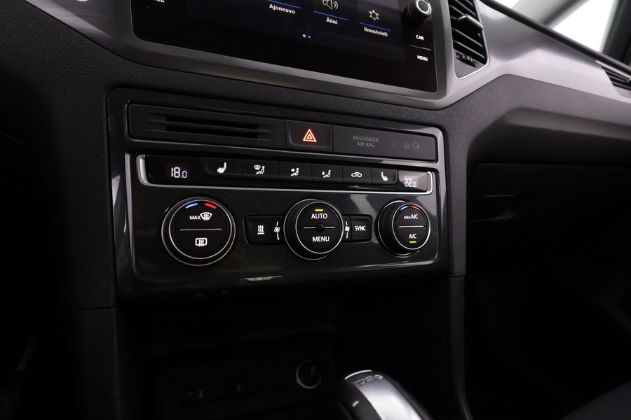 Volkswagen Golf Sportsvan vaihtoauto