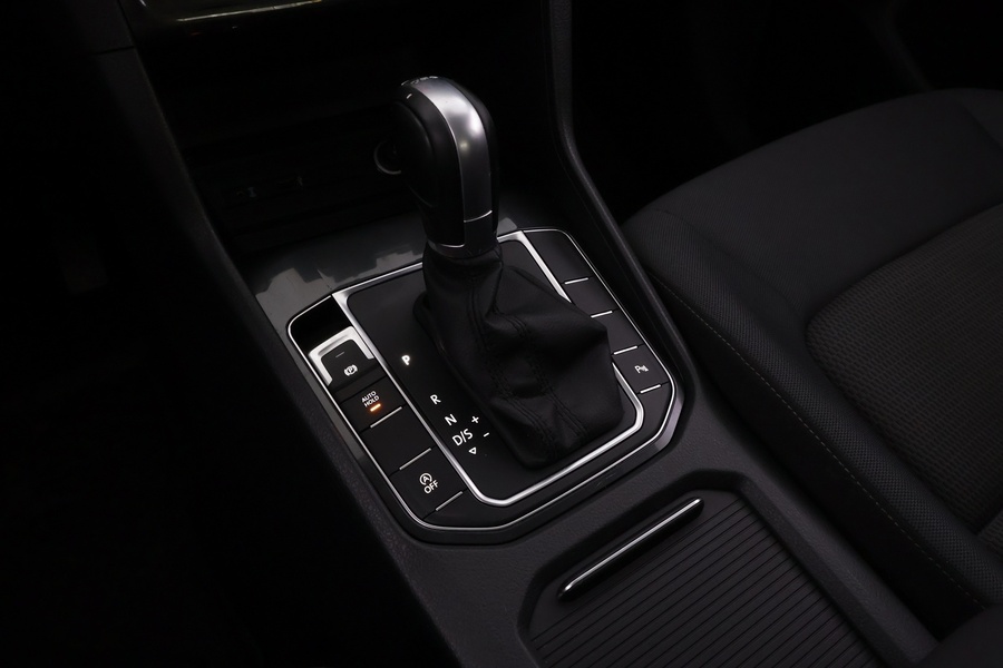 Volkswagen Golf Sportsvan vaihtoauto