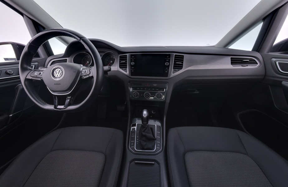 Volkswagen Golf Sportsvan vaihtoauto