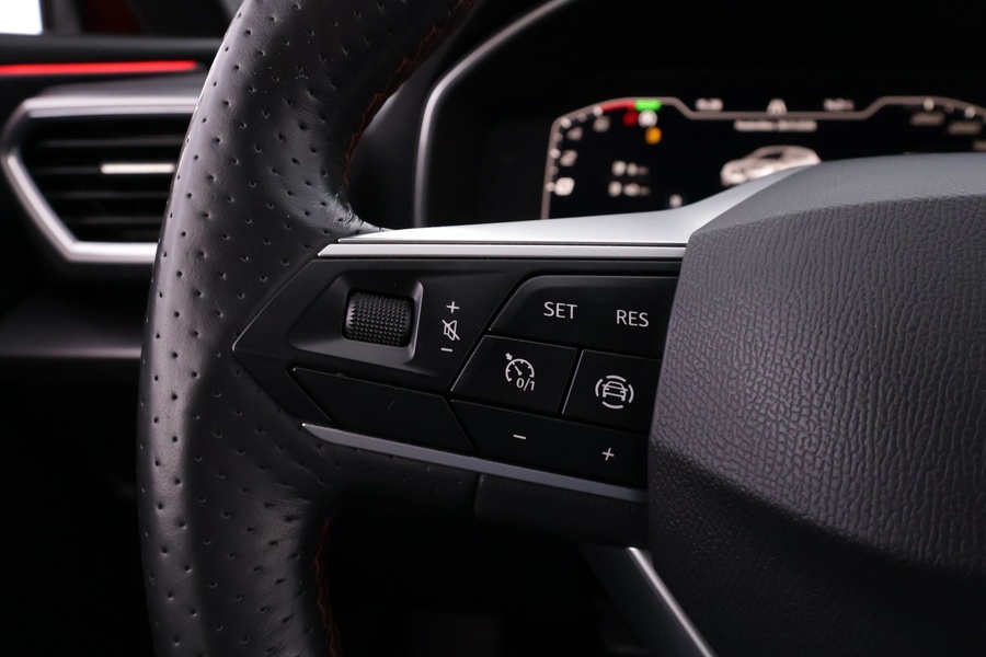 SEAT Leon Sportstourer vaihtoauto