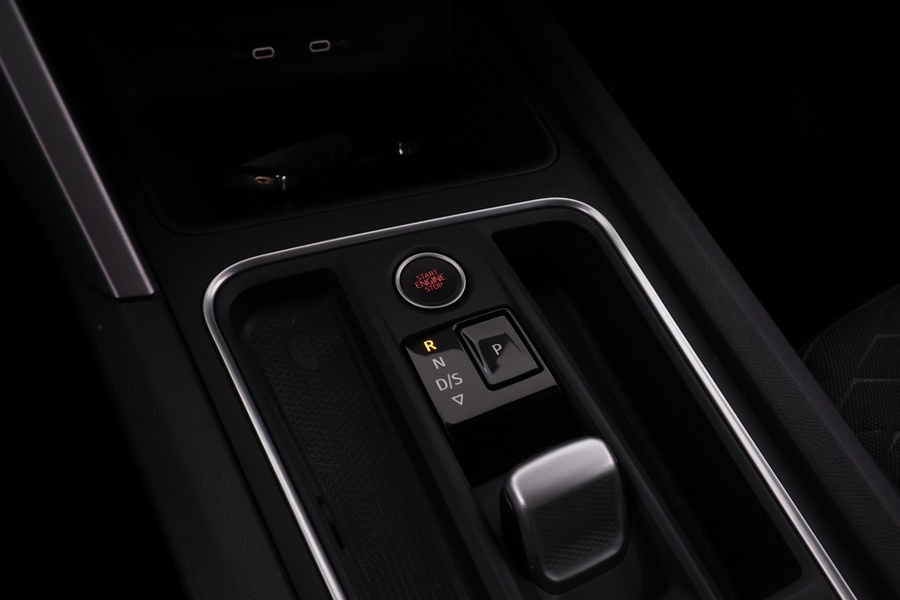 SEAT Leon Sportstourer vaihtoauto