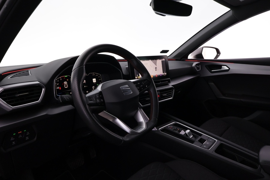 SEAT Leon Sportstourer vaihtoauto